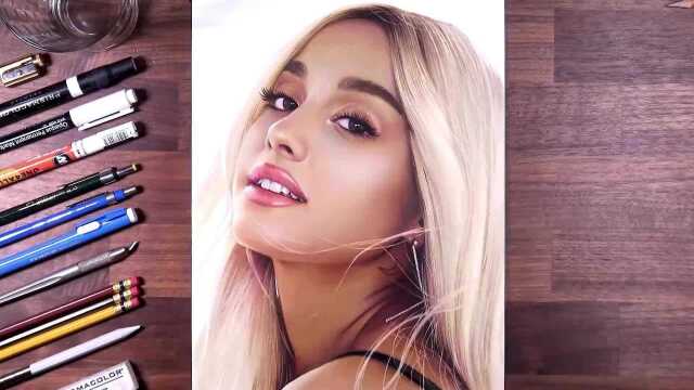 用彩铅画歌手arianagrande