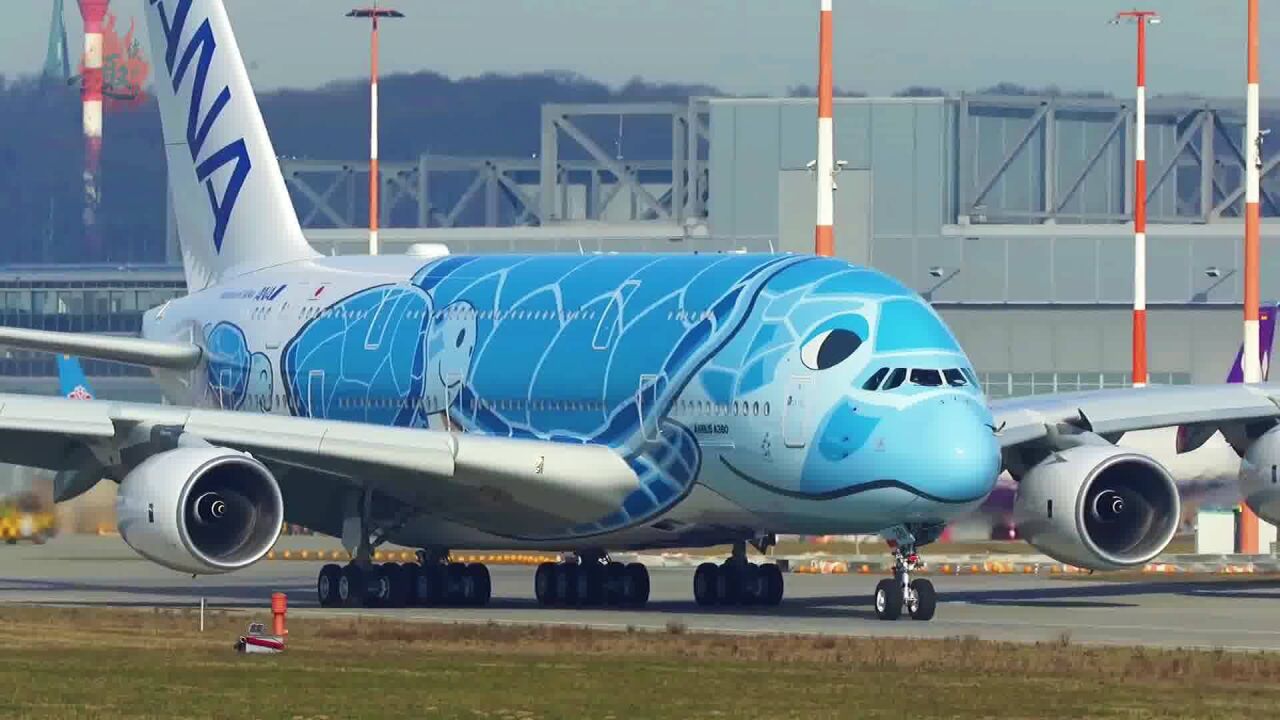 机械之美,一起看两架空客a380不同涂装,哪一款涂装更好看呢