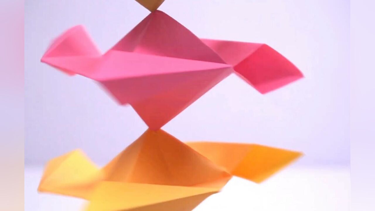 随风起舞的折纸飞碟,连成线真好看!