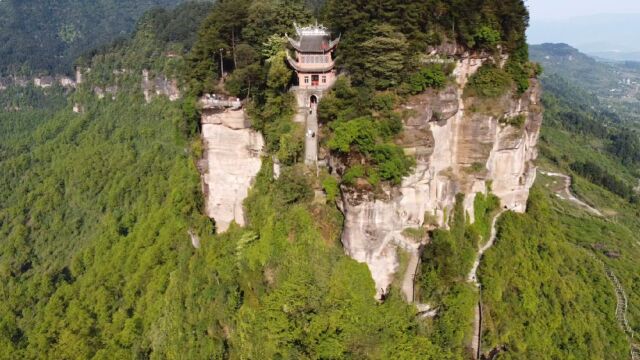 自驾重庆綦江白云观,一个看起来很仙的地方,地势险要风景优美