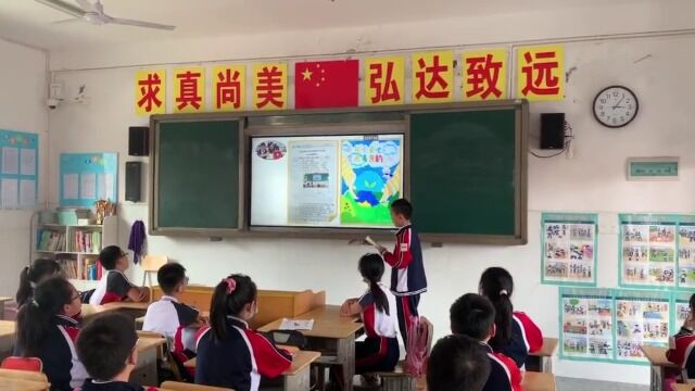 益阳万源明达学校美术