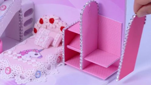 芭比娃娃玩具屋系列：DIY微型玩具屋独角兽房间装饰