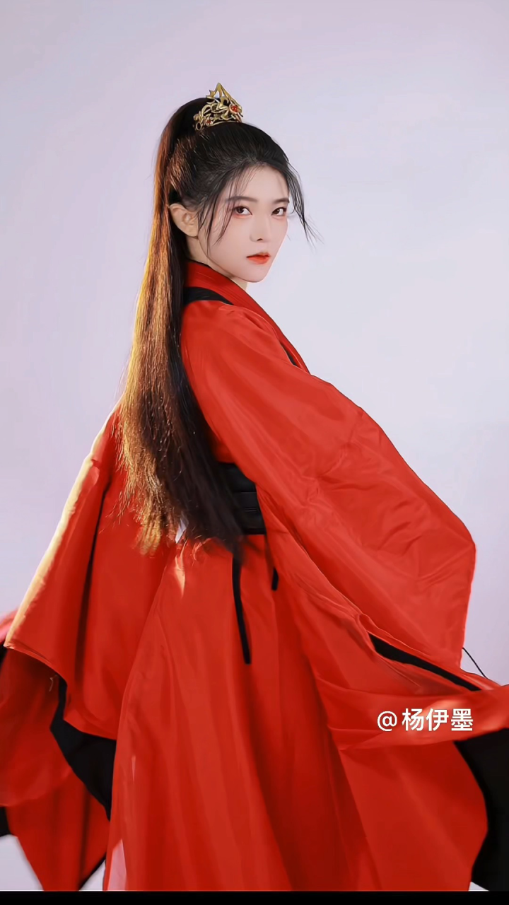 #杨伊墨据说还有人不知道《相思误》回归了,帅气的城主在ks等你哦_腾讯视频