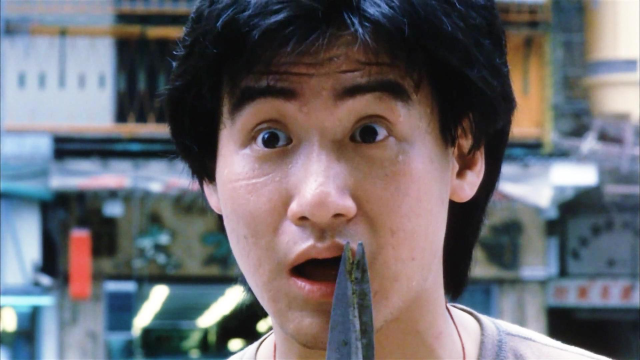 苍蝇哥真不是一般人,剪鼻毛都用大剪刀.