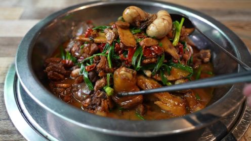 湖南最辣的菜，郴州烧鸡公。