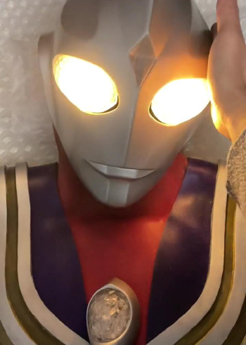 迪迦奥特曼皮套试穿