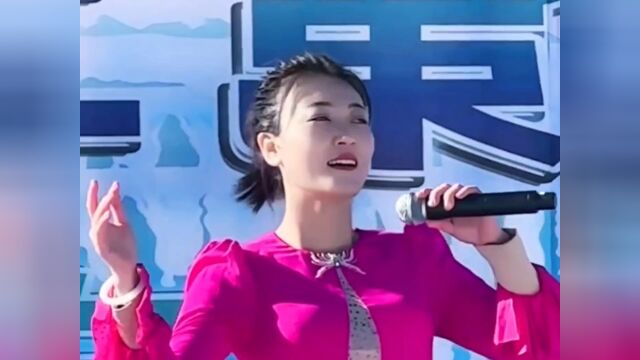 闫丽丽演唱经典老歌《黄河源头》