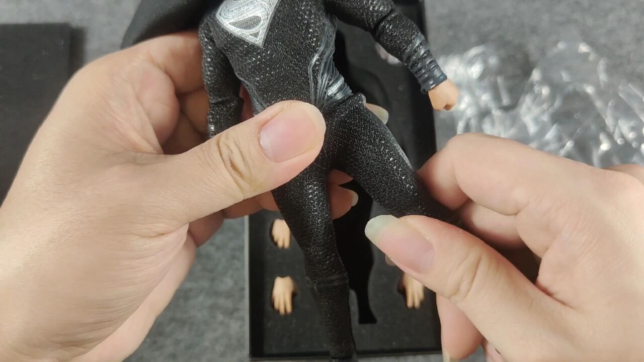 dc黑色战衣超人 bms 1/12 钢铁正义 氪星 黑超人