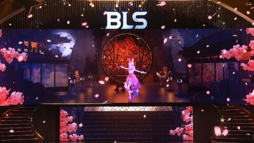 BILIBILI LIVE STAR 2022 直播年度之夜 -虚拟偶像《梦倾天下》