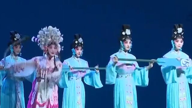 江苏2023年戏曲百戏(昆山)盛典开幕,348个剧种轮番亮相好戏不断