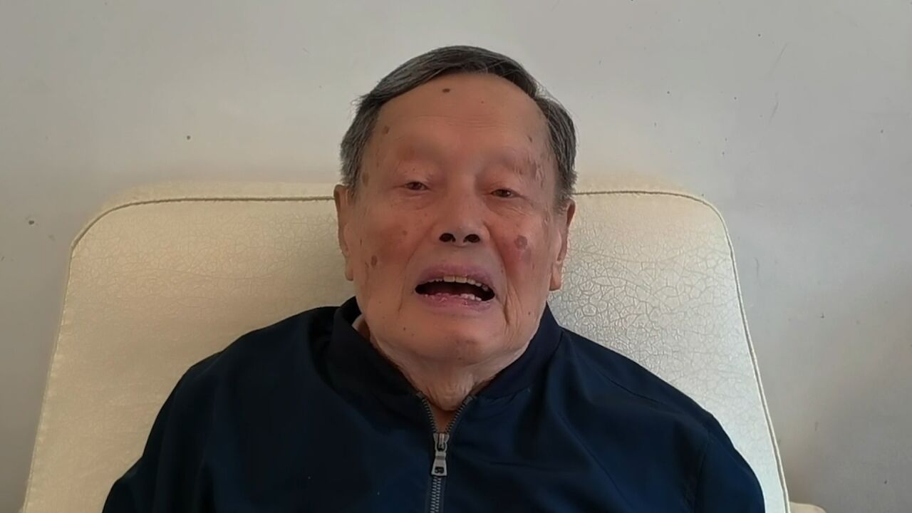 101岁杨振宁罕见露面!获香港大学名誉博士学位 2分钟发言视频公布