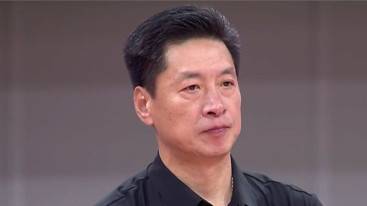 「体育哲人」李春江没错,如果库被禁赛,科尔也会这样做
