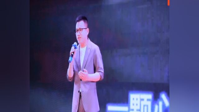 安宁走基层:心中的月亮作词高英明作曲婉扬演唱郝小龙