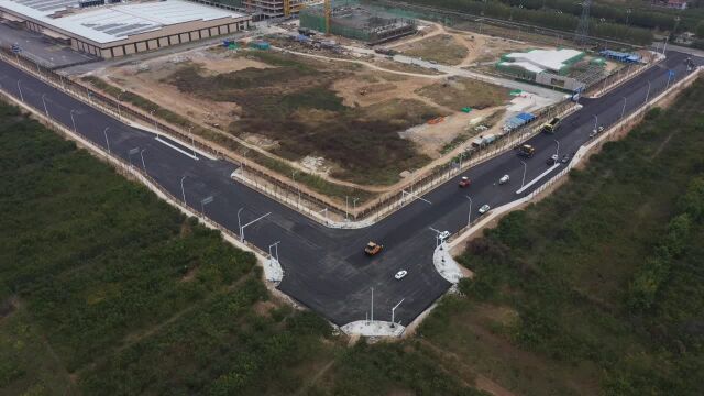 加快道路建设 助力企业发展