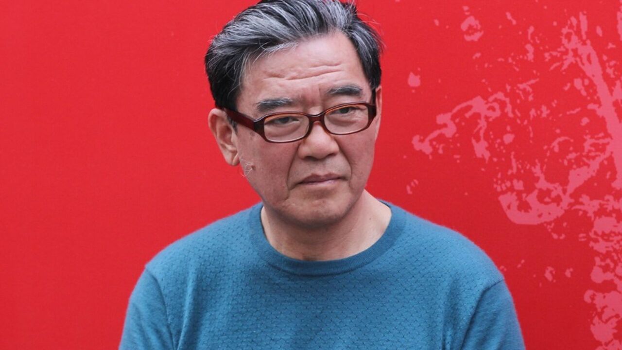 李立群:被迫签约带货合同,含泪赚取3000万,这背后隐藏着什么?