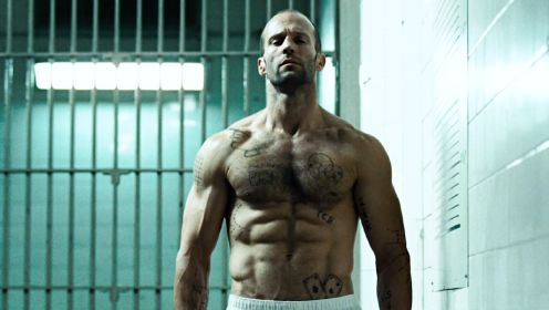  监狱里来了一名杀人犯，满身的纹身跟肌肉