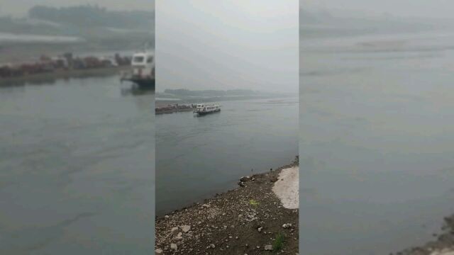 去河边看风景