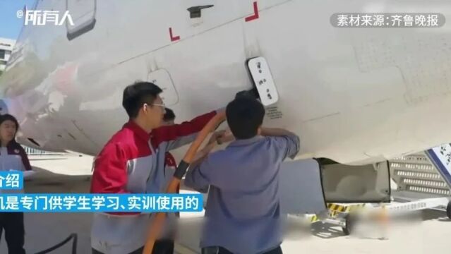 “空客A320,我们的新玩具到啦!”