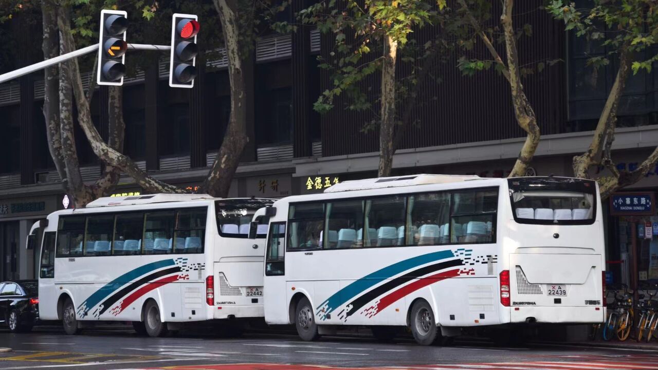 街拍宇通zk6970ha客车