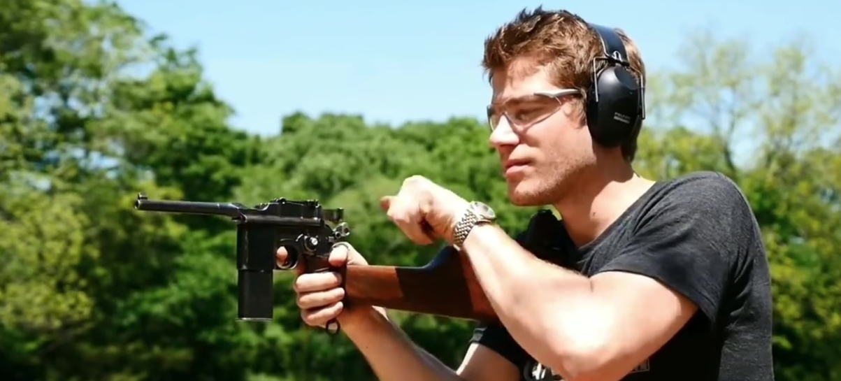 199-df67517c6e36ee2c38ee5a39c59d7ef5在中国知名度极高的手枪