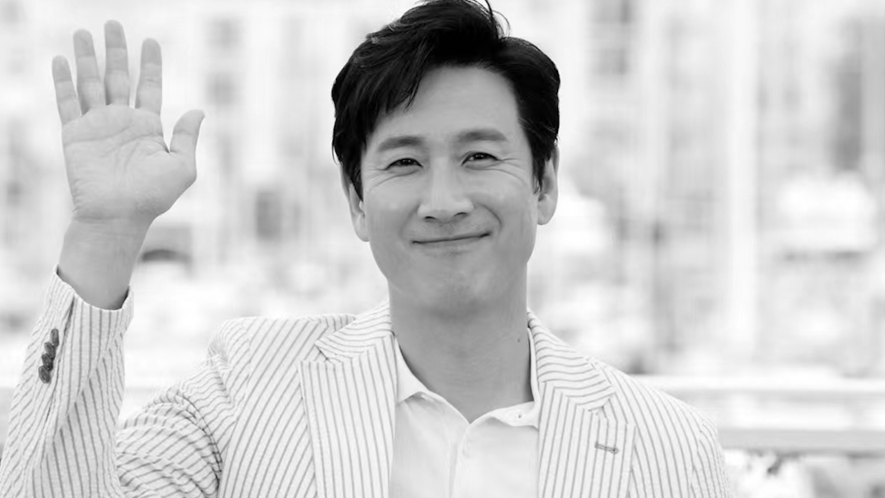 李善均今日非公开出殡骨灰不入祖坟埋在公墓儿子提前返韩守灵堂