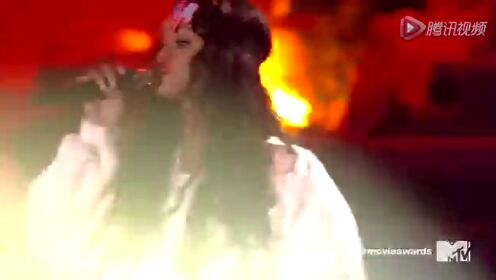 阿姆联手蕾哈娜做客MTV电影盛典全球首秀The Monster