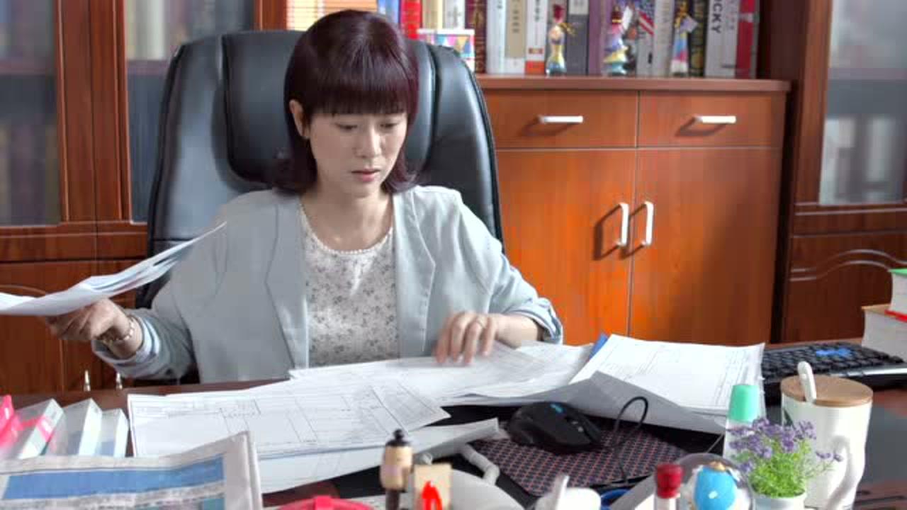 女不强大天不容 12集