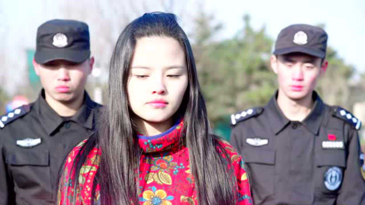 警花与警犬 9集