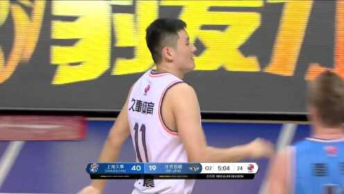 《北京男篮》尤度进攻再送失误 麦卡勒姆精准击地妙传再次打停北京