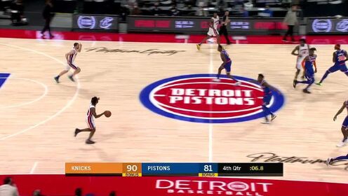 《NBA全场集锦》无关痛痒也是个压哨球 贝最后时刻压哨三分应声入网