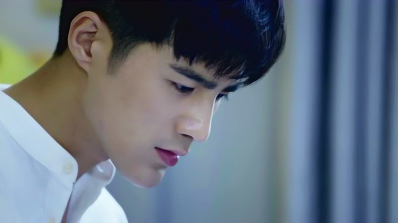 狐狸的夏天第二季姜潮发现上一代人的孽缘内心纠结不已