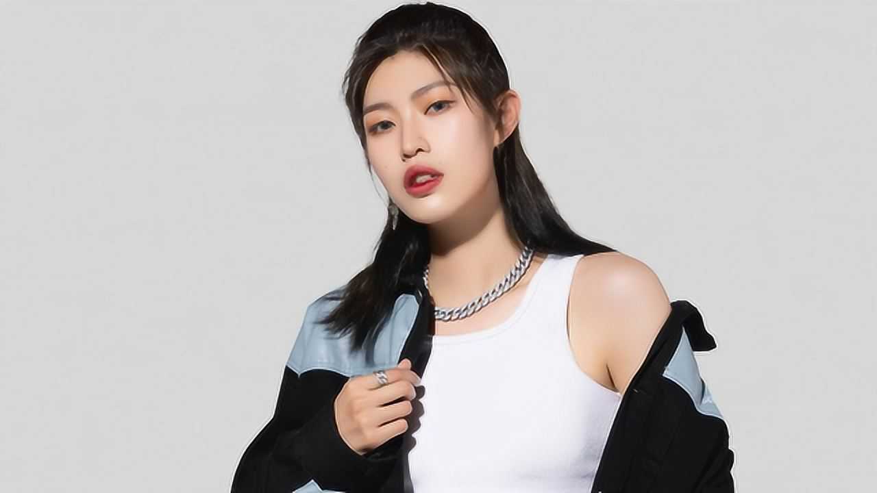 《黑怕女孩》k.a咔咔入驻,我本人就是"说唱杂技王"_腾讯视频