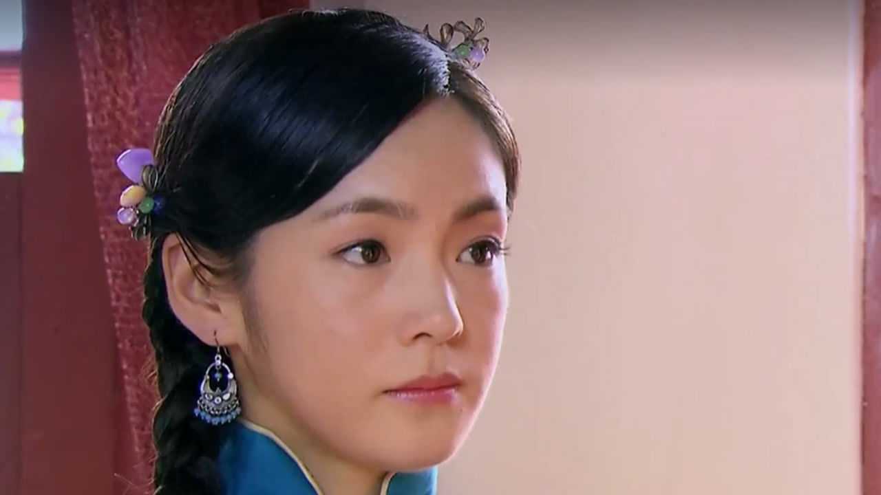 《第九个寡妇》第十一集03:孙少勇高烧不退,秀梅义无反顾跑步祈福