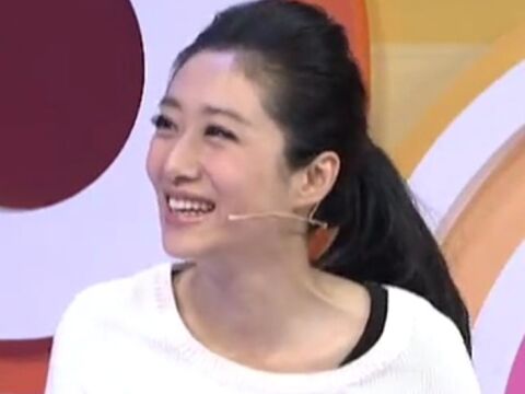 主持人调侃刘思彤与吴奇隆关系引爆笑