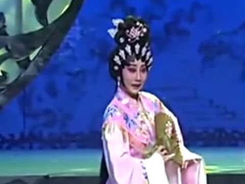 粤剧《牡丹亭》杜丽娘精彩亮相