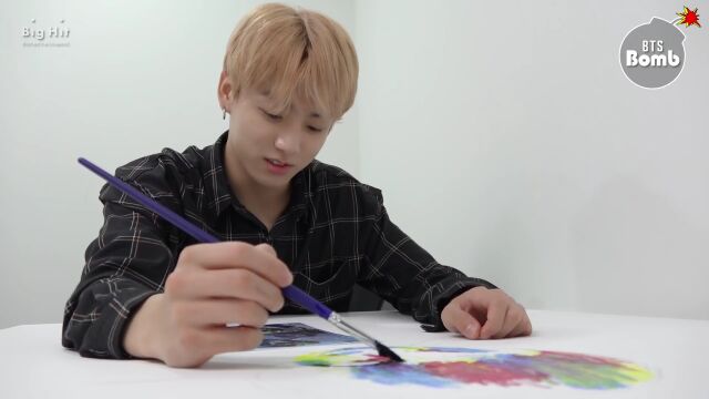 [BANGTAN BOMB] Concentrating on drawing JK  BTS (防弹少年团)