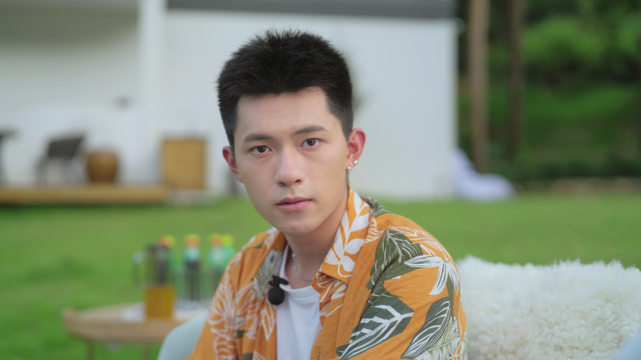 好麻烦，每天都要谈恋爱 1集