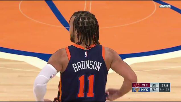 NBA常规赛：骑士vs尼克斯第4节中文解说回放