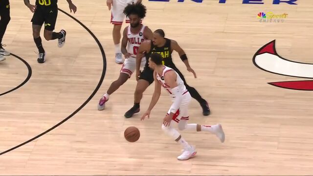 拉文vs爵士集锦 攻防一体轻取24分连送暴扣