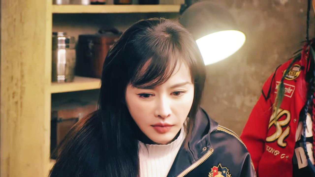 人体改造实验痛苦至极,芯片女梦中陷深度恐惧