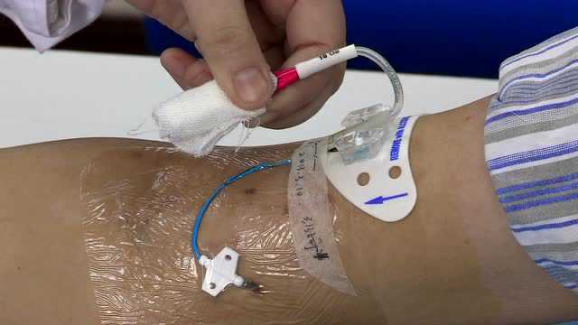 PICC导管维护操作_腾讯视频