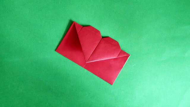 创意折纸 爱心红包信封 装百元大钞棒棒哒