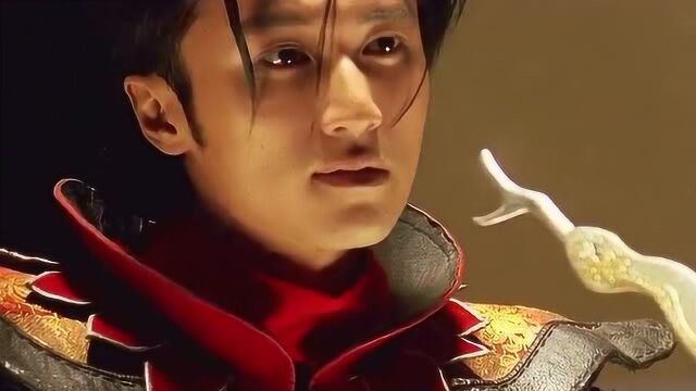 再看《无极》还是烂片 不过这段谢霆锋大战刘烨的动作戏真心不错