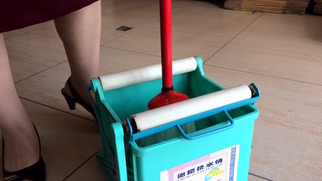 拖把挤水器操作方法_腾讯视频