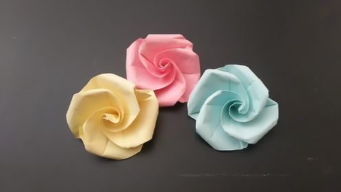 漂亮的玫瑰花折纸，简单几步就折好了，女生都喜欢抢着要