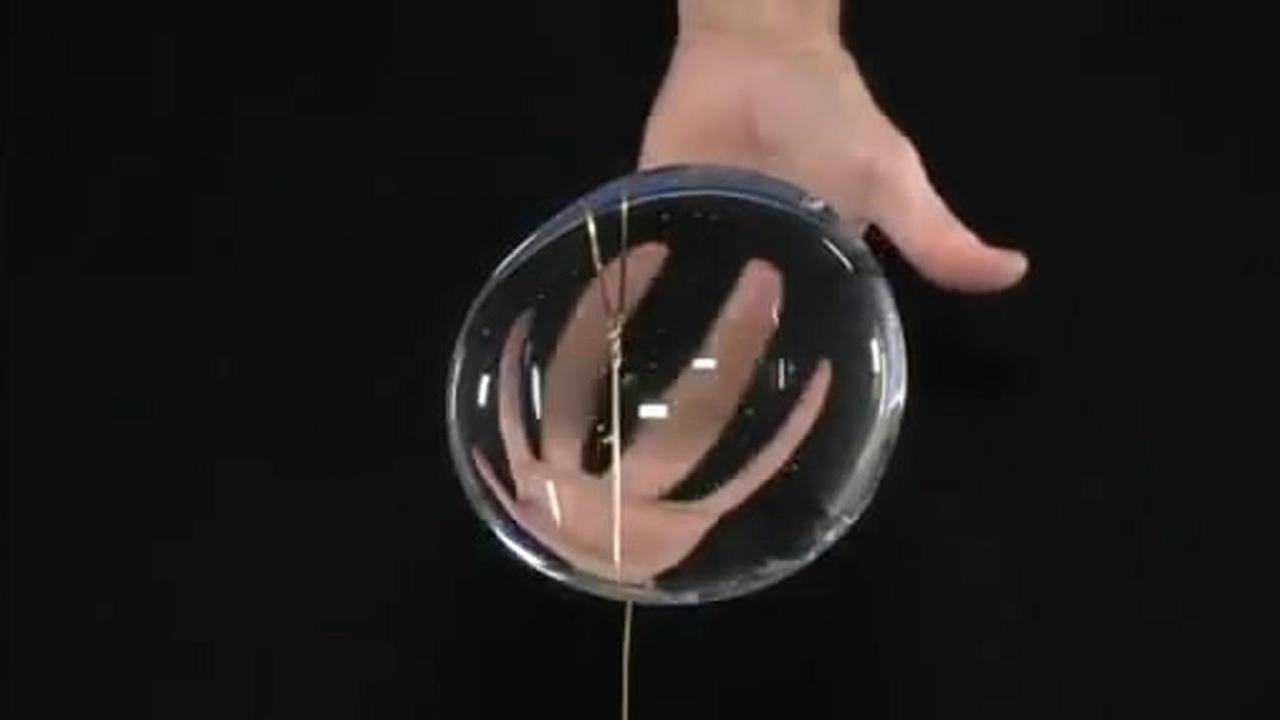 不可思议的科学实验!当重力消失,你猜水会变成什么样?_腾讯视频