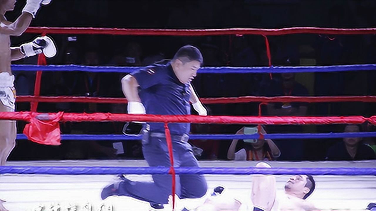 武林风ko一龙的泰国拳王挑战死神方便惨被重拳打得跪地唱国歌