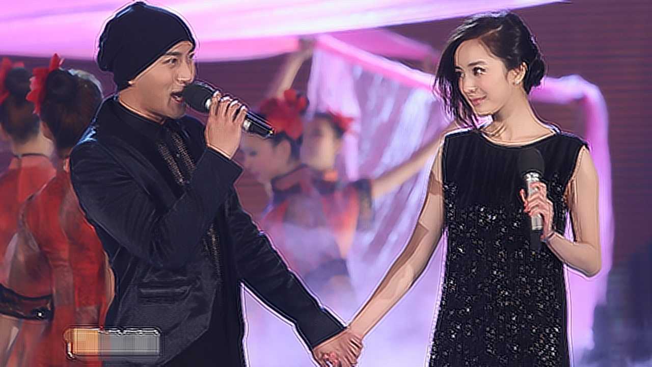 杨幂刘恺威深情对唱歌曲想把我唱给你听夫妻两人好甜蜜