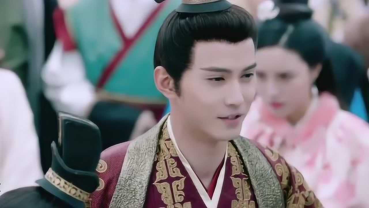 独孤天下太师叉腰霸气出场出来圈粉啦