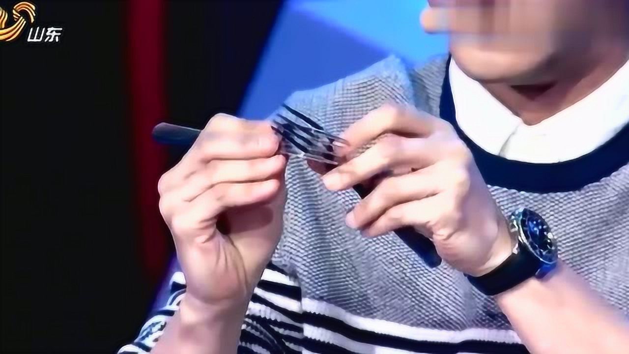 甄泽权挑战极致平衡魔术界再造奇迹